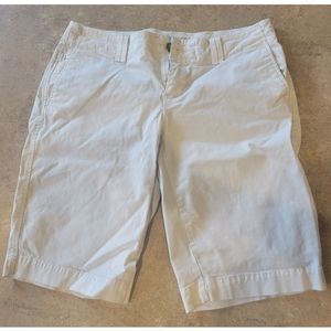 Old Navy White Low Rise Khaki Shorts